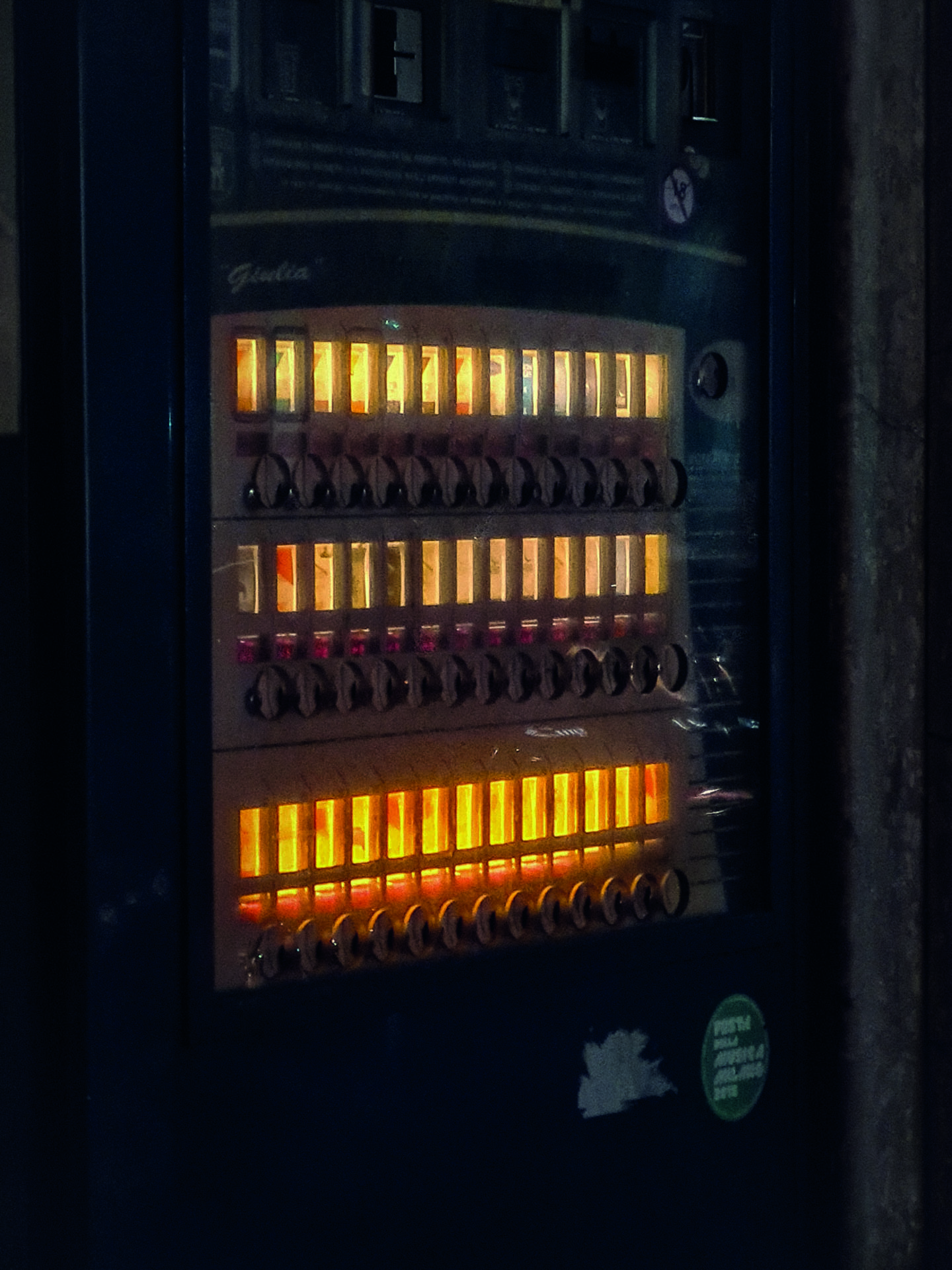 milano phone_15