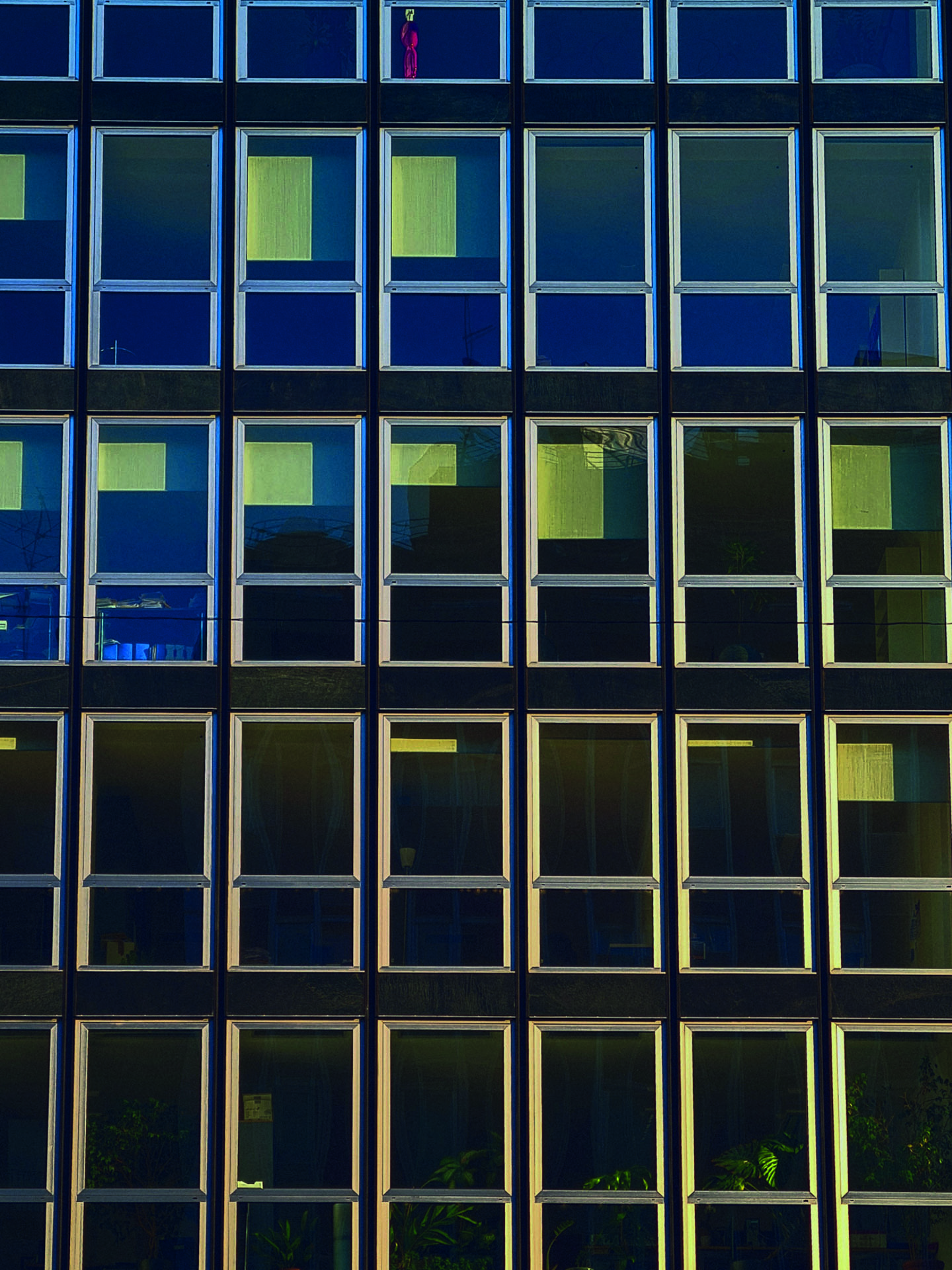 milano phone_40