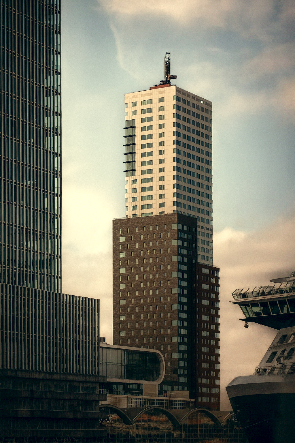 ROTTERDAM LUMIX 7